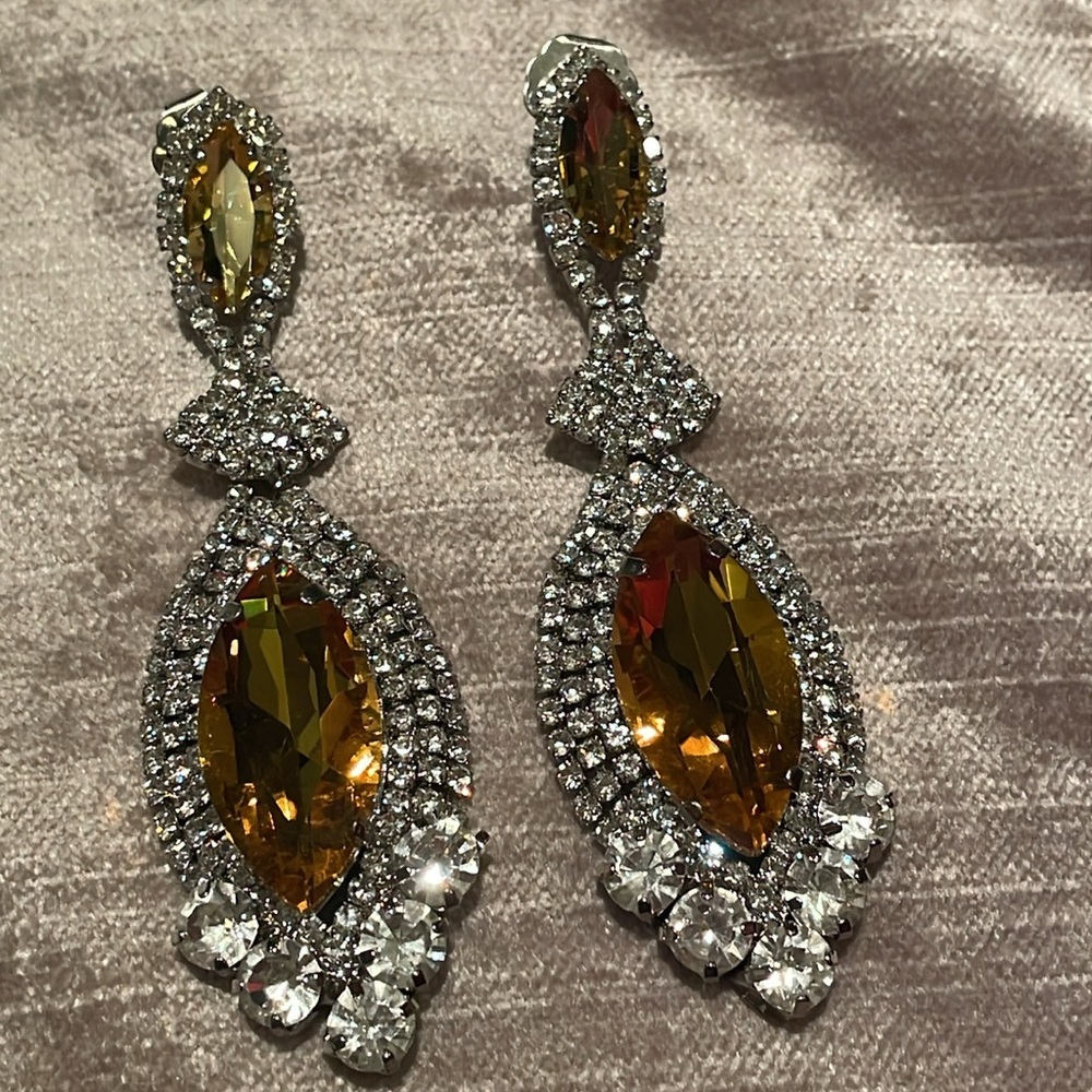 Yellow & White Austrian Crystal Earrings 3” long NWOTS - Picture 3 of 7